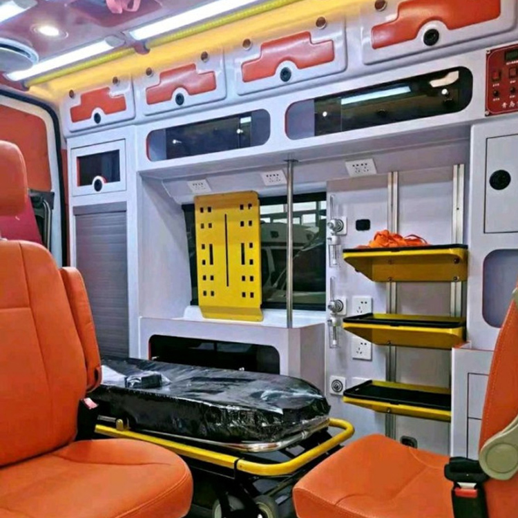 千家镇长途救护车护送病人租赁价格